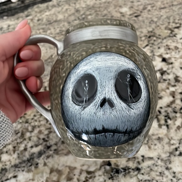 Nwot nightmare before Xmas mug - Picture 5 of 6